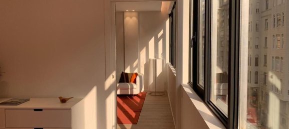 3 rooms Apartment in Barcelona, Spain No. 403 2