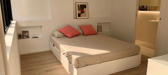 3 rooms Apartment in Barcelona, Spain No. 403 8