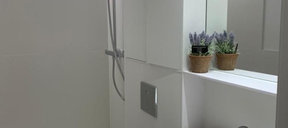 3 rooms Apartment in Barcelona, Spain No. 403 5