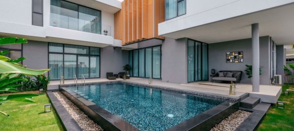 4 bedrooms Cafe / restaurant in Pattaya, Thailand No. 5326 3