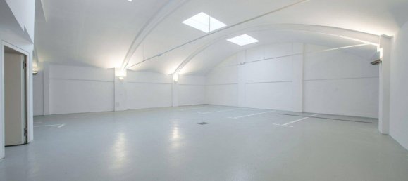 4 rooms Penthouse in Brigittenau, Austria No. 102742 4