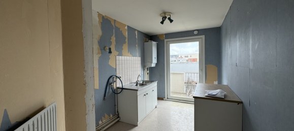 3 rooms Apartment in Loos, France No. 257488 3