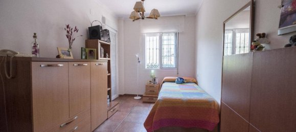 Casa de 4 dormitorios en Málaga, Spain No. 180801 23