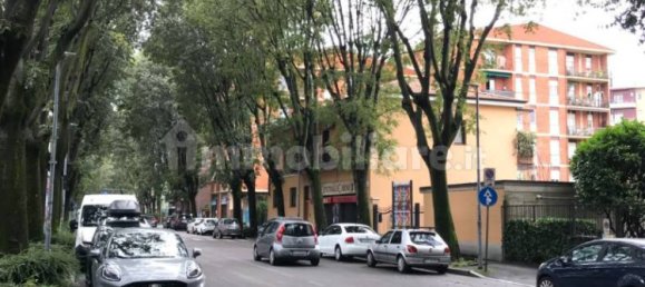 Квартира с 1 спальней в Монца, Италия № 216269 3