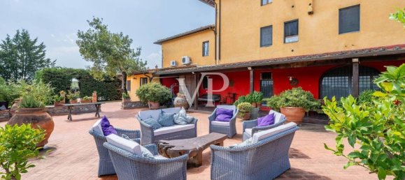 10 rooms Villa in San Casciano in Val di Pesa, Italy No. 20606 4