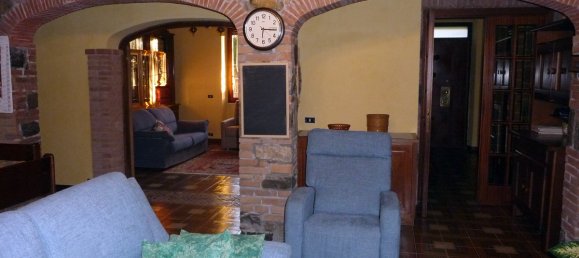 4 bedrooms Villa in Sarzana, Italy No. 251768 19