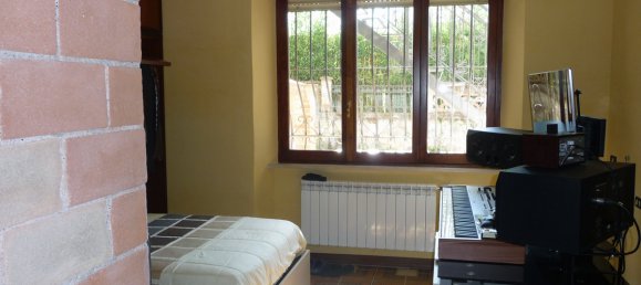 4 bedrooms Villa in Sarzana, Italy No. 251768 26