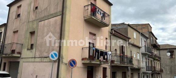 2 bedrooms House in Borgia, Italy No. 124222 5