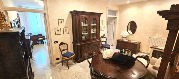 Apartamento de 5 divisões em Sarzana, Italy N.º 29968 4