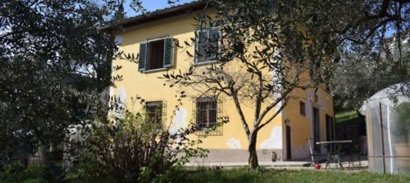 12 rooms Villa in Florence, Italy No. 48074 3