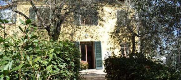 12 rooms Villa in Florence, Italy No. 48074 2