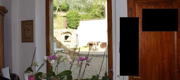 12 rooms Villa in Florence, Italy No. 48074 16