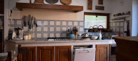 12 rooms Villa in Florence, Italy No. 48074 17