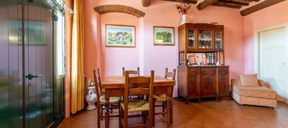 7 rooms House in Lucca, Italy No. 210649 8