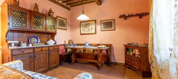 7 rooms House in Lucca, Italy No. 210649 9