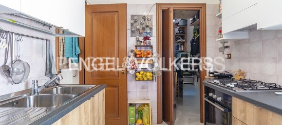 1 bedroom Penthouse in Rome, Italy No. 105148 9