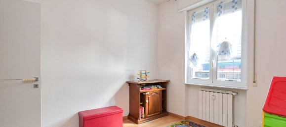 Квартира с 3 комнатами в Генуя, Италия № 227707 3