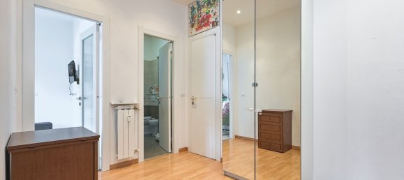 Квартира с 3 комнатами в Генуя, Италия № 227707 5