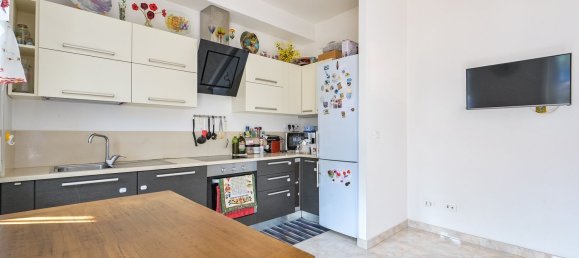 Квартира с 3 комнатами в Генуя, Италия № 227707 14