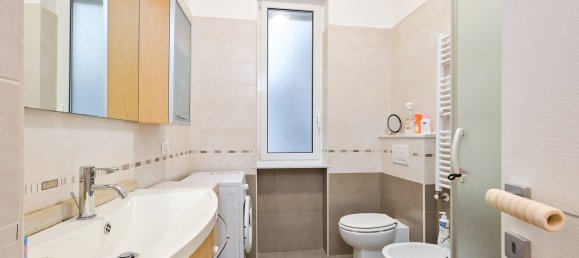 Квартира с 3 комнатами в Генуя, Италия № 227707 20