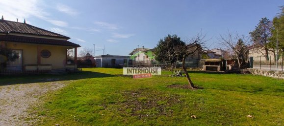 Дом с 6 комнатами в Порденоне, Италия № 141880 27