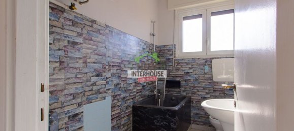 Дом с 6 комнатами в Порденоне, Италия № 141880 36