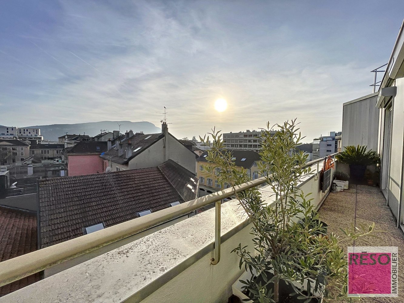 3 bedrooms Penthouse in Annemasse, France No. 203579