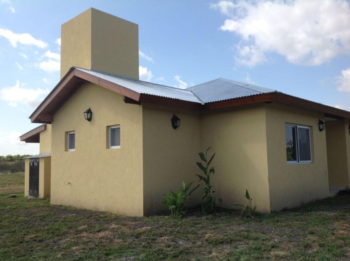 3 bedrooms House in Mar del Plata, Argentina No. 97000