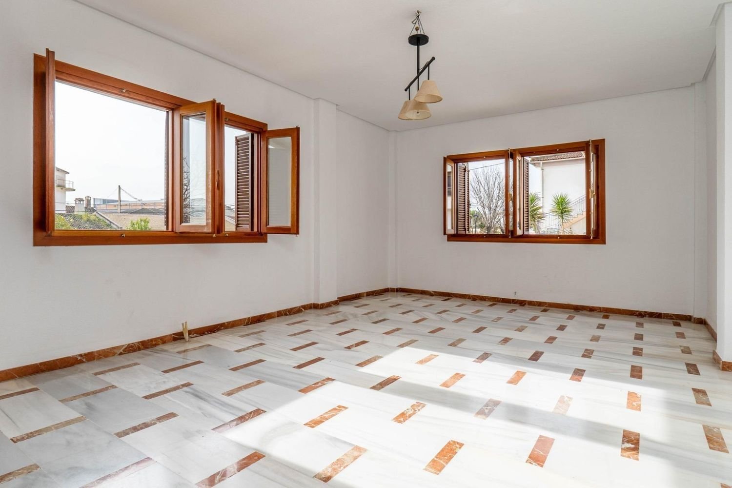 Casa T4 em Moraleda de Zafayona, Spain N.º 140835