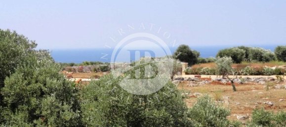 2 bedrooms Villa in Castrignano del Capo, Italy No. 155859 4