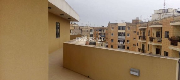 Apartamento de 2 dormitorios en San Gwann, Malta No. 6704 5