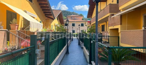 3 bedrooms House in Sora, Italy No. 264242 2