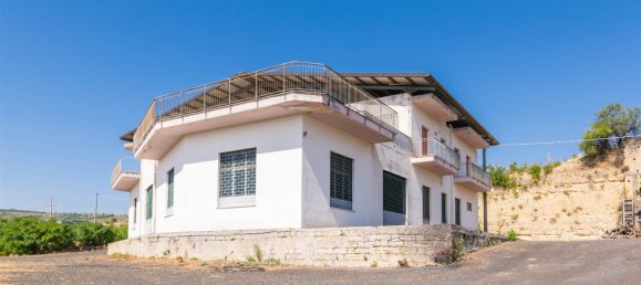 8 chambres Villa à Scordia, Italy No. 282814 4