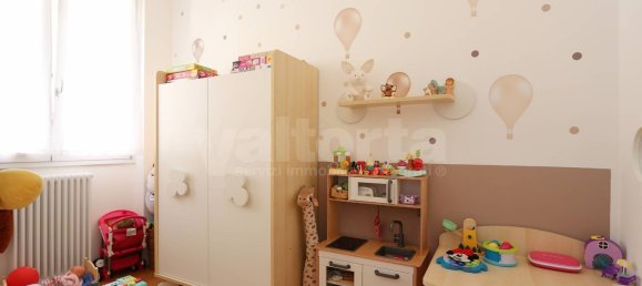 4-salle Villa à Monza, Italy No. 73817 12