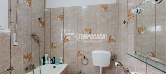 3 bedrooms Commercial property in Turin, Italy No. 219228 14