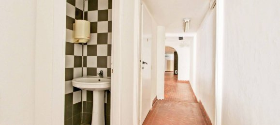 200m² Office in Rome, Italy No. 335141 4