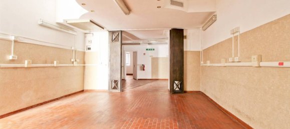 200m² Office in Rome, Italy No. 335141 8