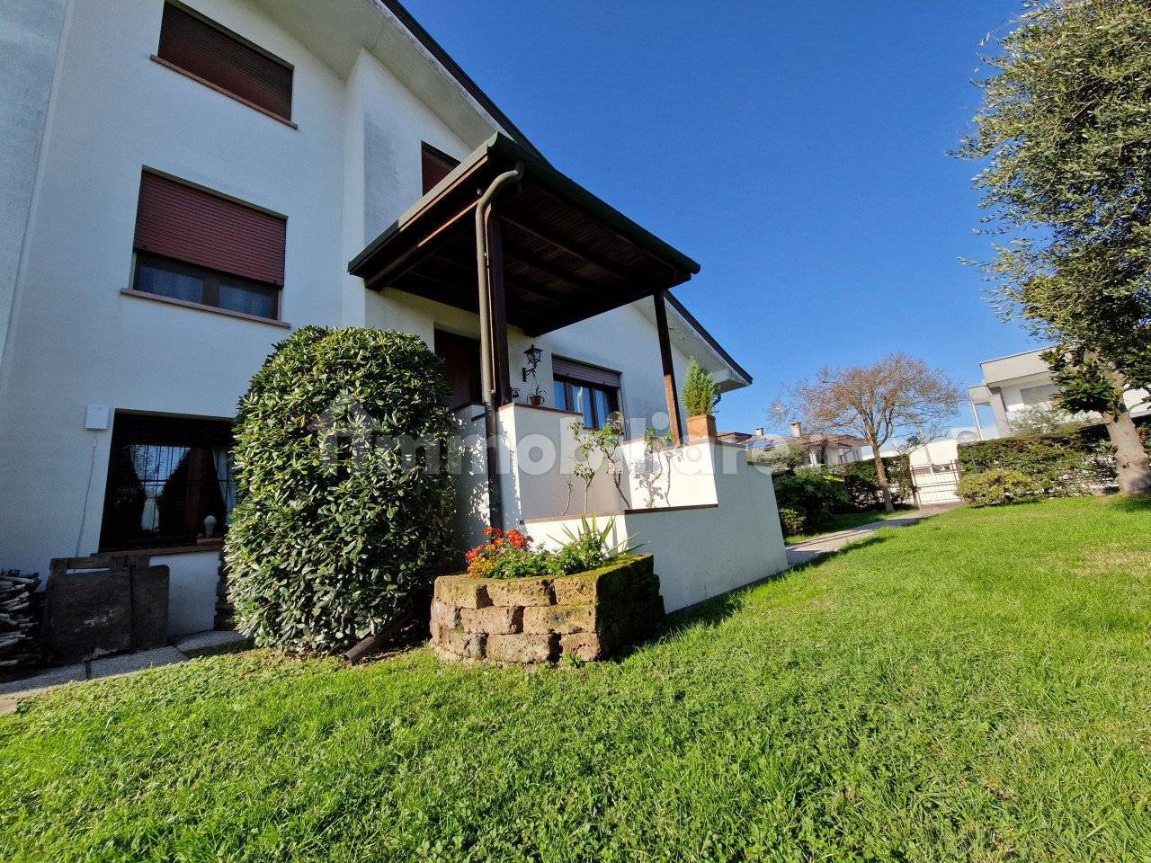 4 غرف نوم فيلا في Legnaro, Italy رقم 186271