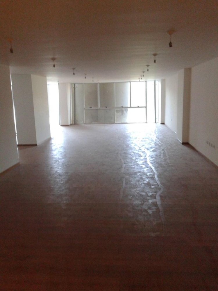  Office in Cordoba, Argentina No. 27760