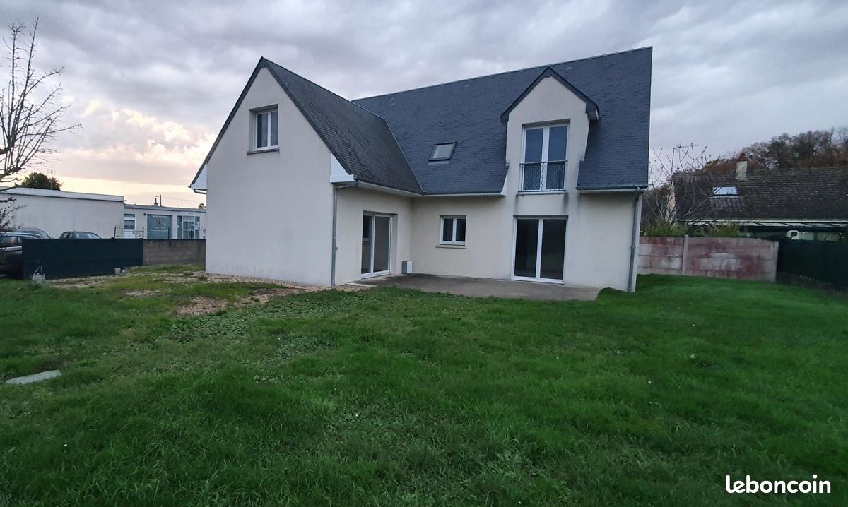 Casa T5 em Notre-Dame-d'Oe, France N.º 55962