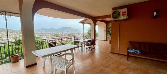 3 bedrooms Villa in Palermo, Italy No. 314427 13