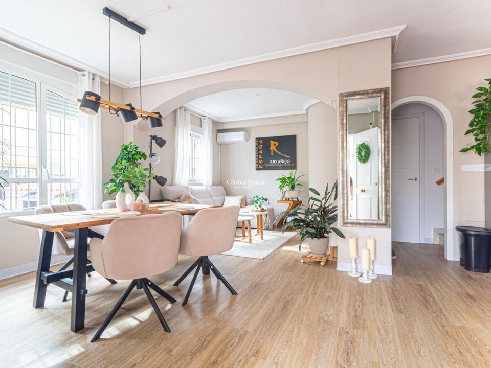 Дом с 2 спальнями в Аликанте, Испания № 188256