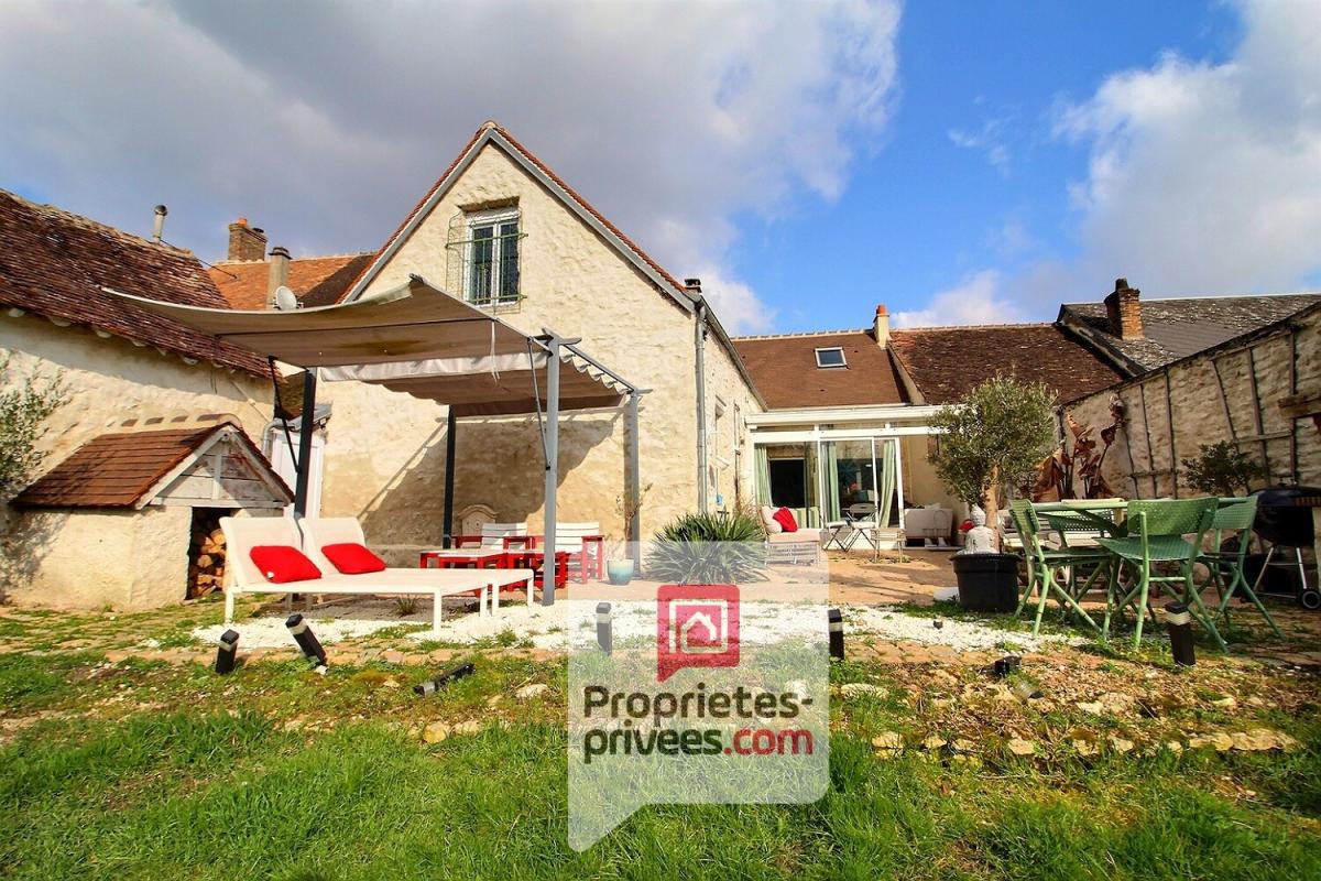 4 bedrooms Townhouse in Ferrieres-en-Gatinais, France No. 326876