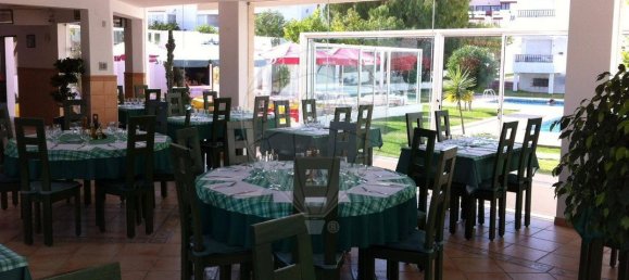 312m² Commercial property in Albufeira, Portugal No. 57940 23