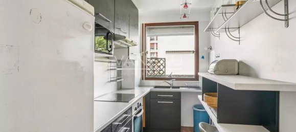 2 bedrooms Apartment in Paris, France No. 298896 8