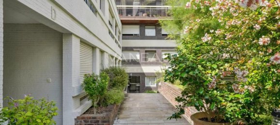 2 bedrooms Apartment in Paris, France No. 298896 13