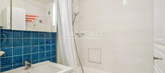 2 bedrooms Apartment in Paris, France No. 298896 11