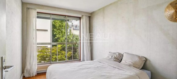2 bedrooms Apartment in Paris, France No. 298896 9