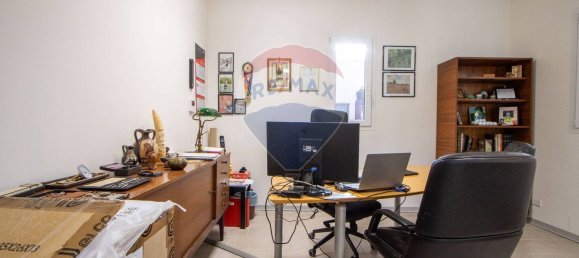 Entrepôt à Inverigo, Italy 270m² No. 290096 13