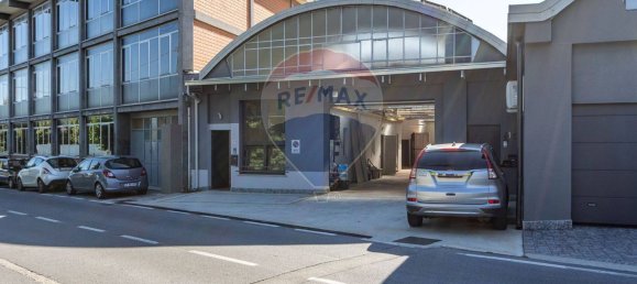 Entrepôt à Inverigo, Italy 270m² No. 290096 28